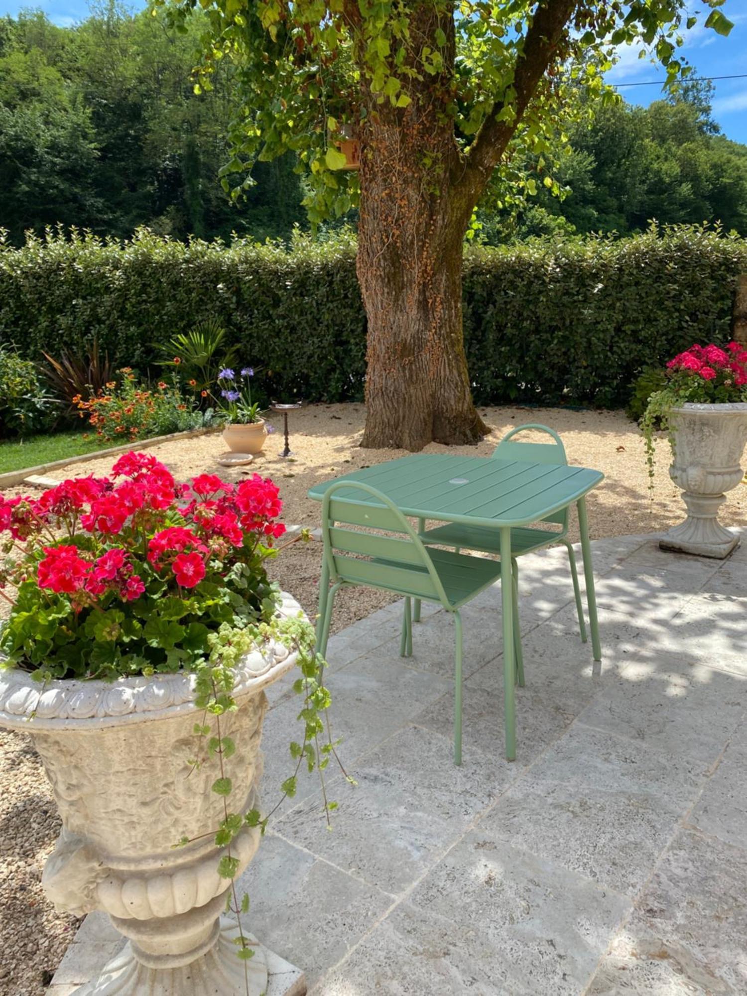 Bed and Breakfast La Dovecote Sarlat Beynac-et-Cazenac Exterior foto